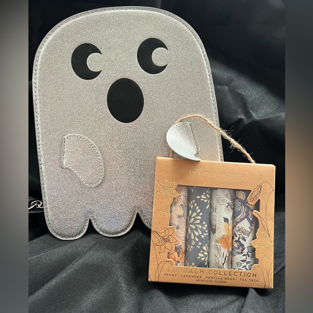 🎄Sparkly Silver Ghost Crossbody Purse🎄